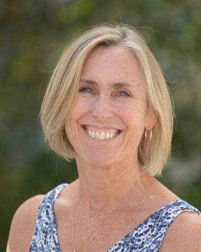 2017-18 Staff Photo of J. Perez